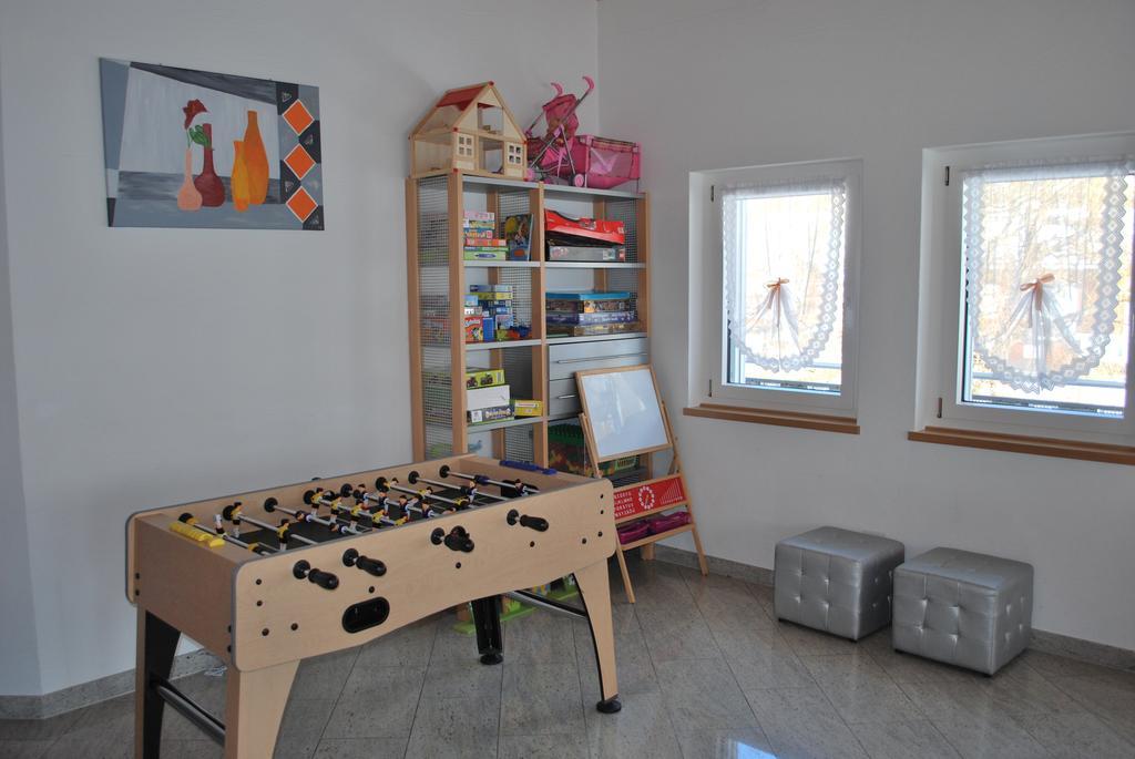 Aquarell Apartments Saas-Grund Room photo